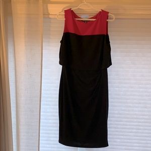 Dual tone sleeveless dress